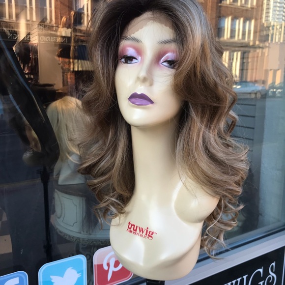 Chicago wig sale ombré blonde brown curly … - Picture 8 of 8